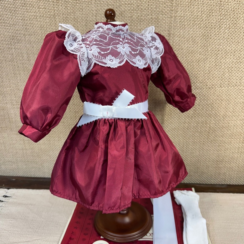 Pleasant Company American Girl Samantha Cranberry Christmas Dress Ribbon Tights - Picture 2 of 15
